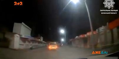 Дрифтував і не зупинявся на світлофорах: у Луцьку патрульні півгодини намагалися затримати порушника