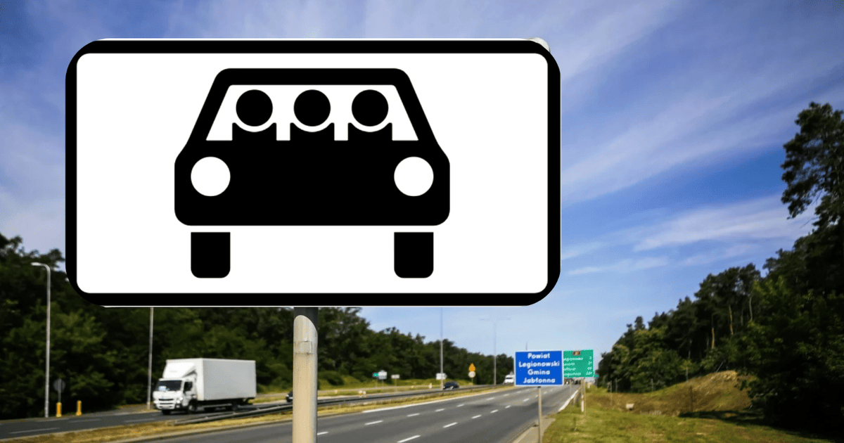 Знак із трьома пасажирами