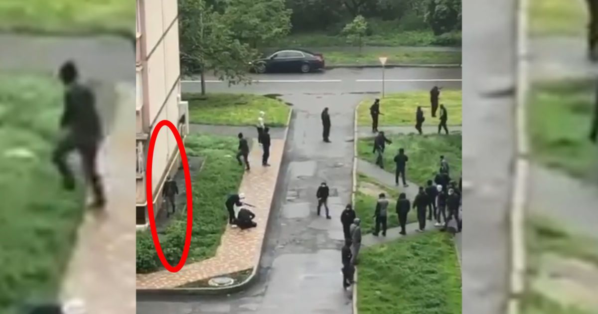 "Проходил мимо": родственники одного из подозреваемых утверждают, что он не участвовал в перестрелке в Броворах