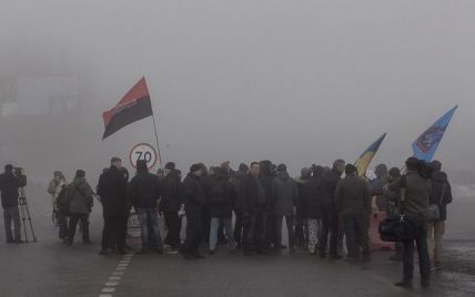 Активисты Харьковщины присоединились к всеукраинской блокаде российских фур