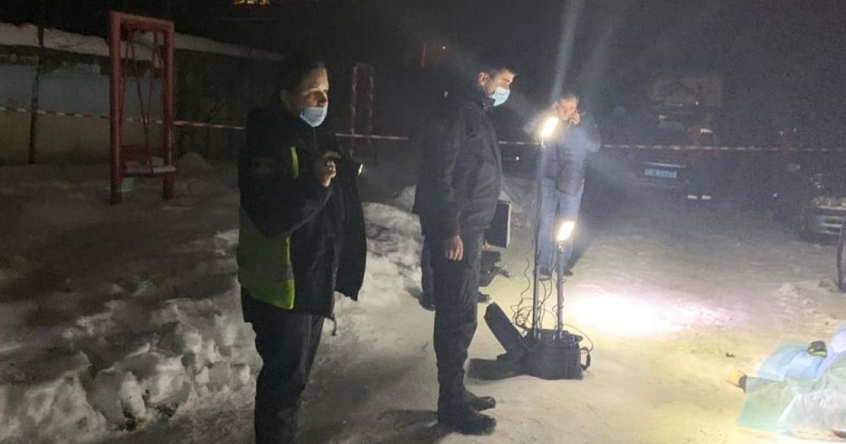 Разорванные тела и снег в крови: взрыв гранаты в Дрогобыче полиция расследует как умышленное убийство
