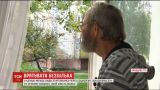 Неравнодушные спасли 70-летнего бездомного, который жил на улице