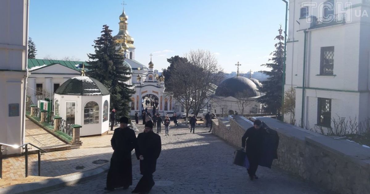 У Мінкульті та Нацзаповіднику Києво-Печерська лавра вимагають від ченців УПЦ МП залишити корпус лаври до 4 липня