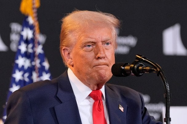Трамп намекнул на "интересные времена": говорит, что нельзя выиграть войну, не атакуя