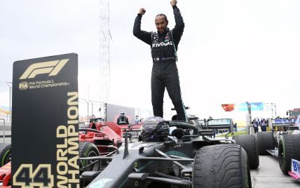Хэмилтон досрочно стал чемпионом Формулы-1 и повторил рекорд легендарного Шумахера