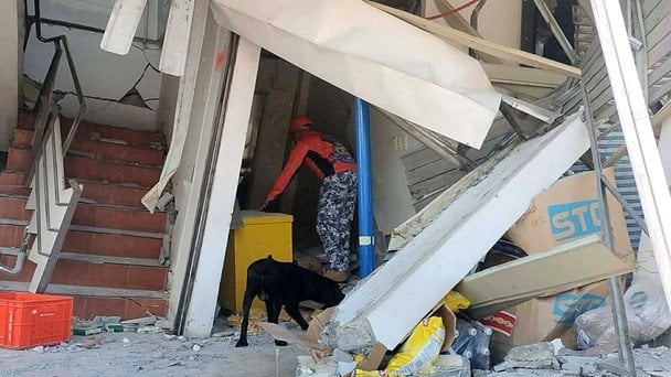 На Филиппинах произошло мощное землетрясение / © Associated Press