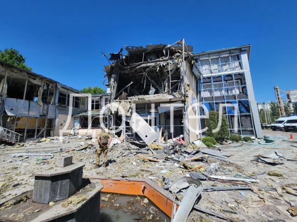 У Донецьку пролунали вибухи – прилетіло по ресторану, де святкували окупанти / Фото: Telegram / © 