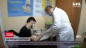 Новини Києва: в 5 столичних аптеках усі повнолітні можуть купити вакцину і отримати щеплення