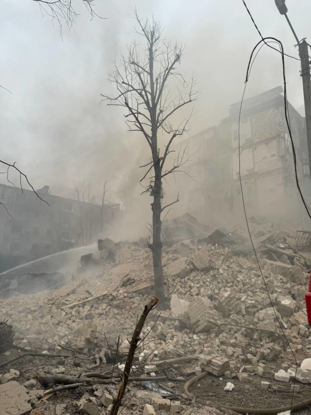 Una casa a Kharkiv dopo un attacco missilistico sulla città il 23 gennaio / Kharkiv OVA / ©