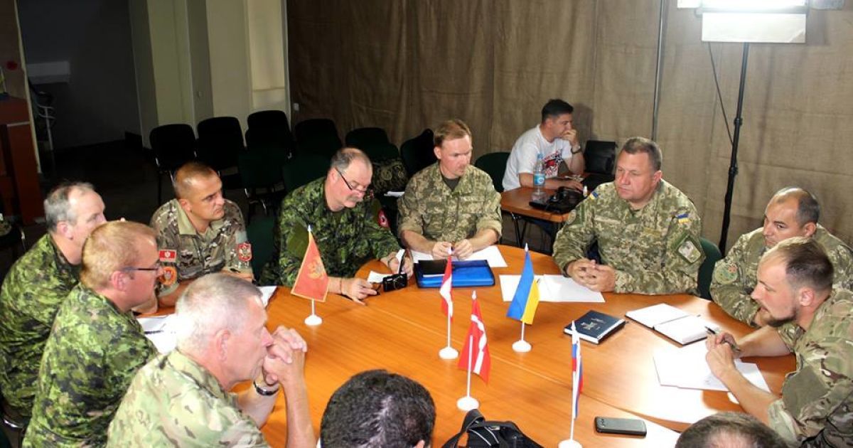 Канадским военным представили последние факты присутствия российских войск на территории Украины / © Facebook/пресс-центр штаба АТО