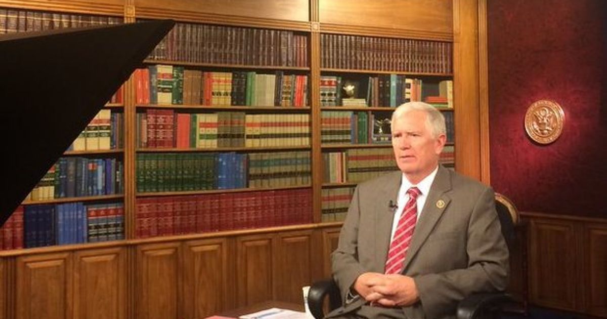 Конгрессмен США призвал вооружить Украину, чтобы Россия завершила военную кампанию в Сирии