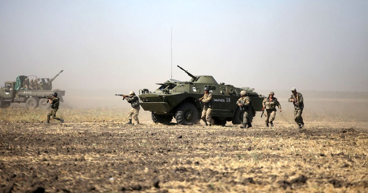 Більшіть українців вважають війну на Донбасі основною проблемою