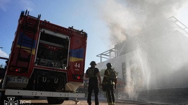 Удар по Голосієвському району Києву 20 серпня_4 / © ДСНС