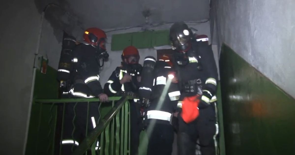 У львівській багатоповерхівці спалахнула пожежа: евакуювали 15 осіб, серед них троє дітей (відео)