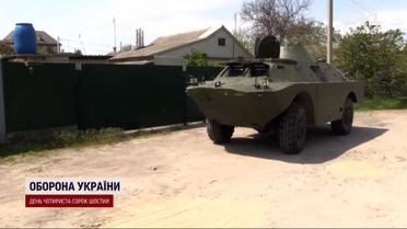 Експонат відправляють на фронт: волонтери полагодили броньоване авто із музею