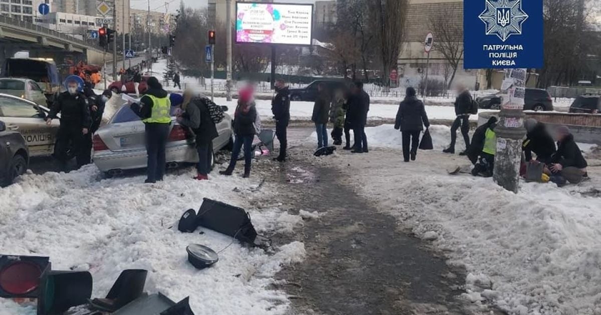 У Києві водій "під кайфом" збив двох пішоходів