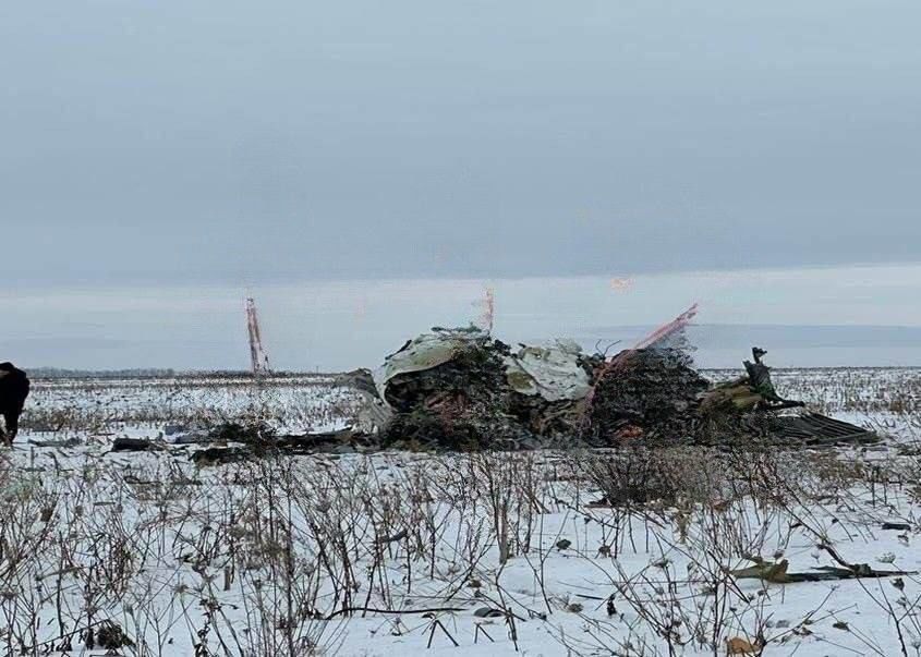 Місце падіння Іл-76 у Бєлгородській області / Фото: російські телеграм-канали / © 