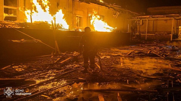 Після ударів виникли пожежі / © ДСНС