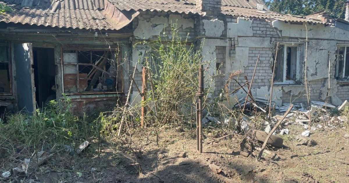 Российские оккупанты обстреляли город Никополь Днепропетровской области / © Facebook / Сергей Лысак