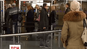 У Борисполі під час перевірки з сумочки пасажира витягли гроші