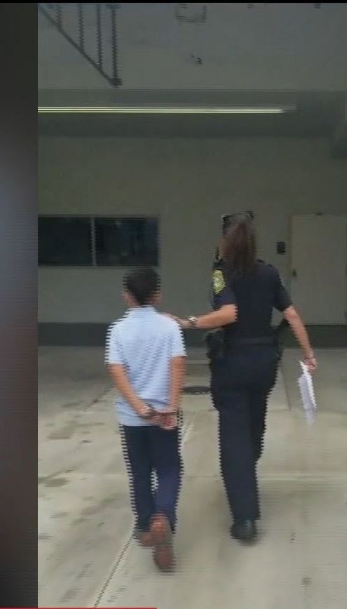 7-річного американця поліція забрала зі школи у кайданках за погану поведінку