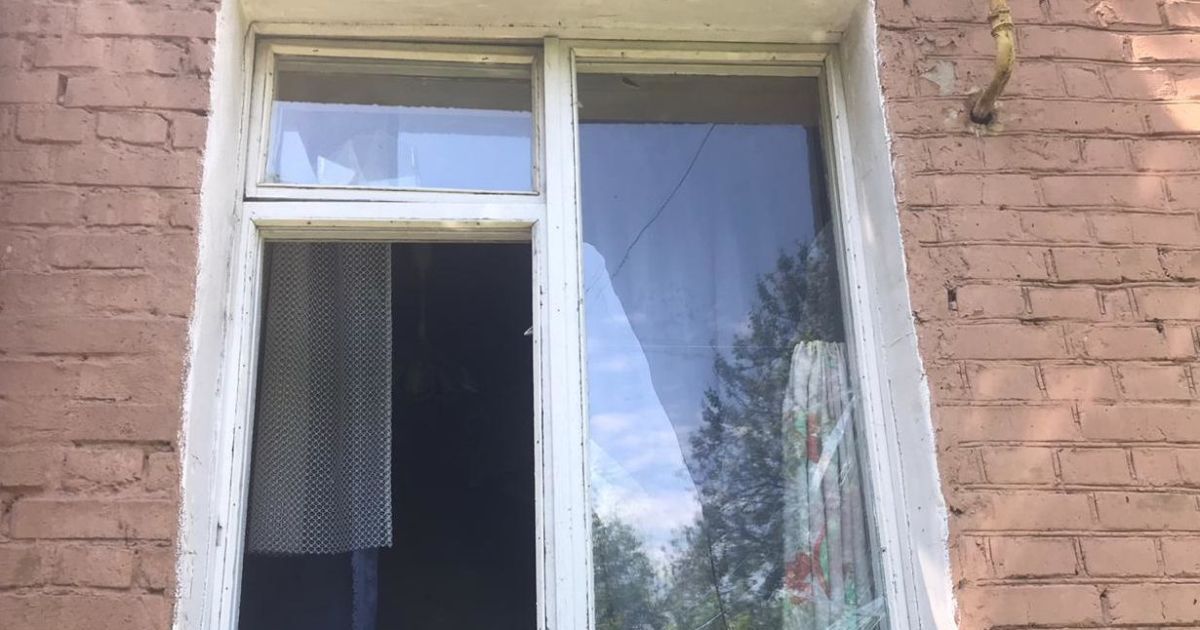В Одеській області 2-річна дівчинка випала з вікна шостого поверху - вона в реанімації