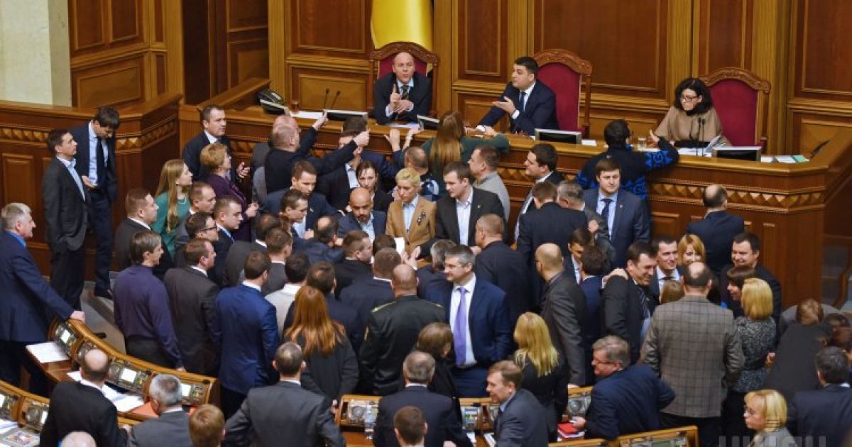 В Раде блокировали трибуну / © УНІАН
