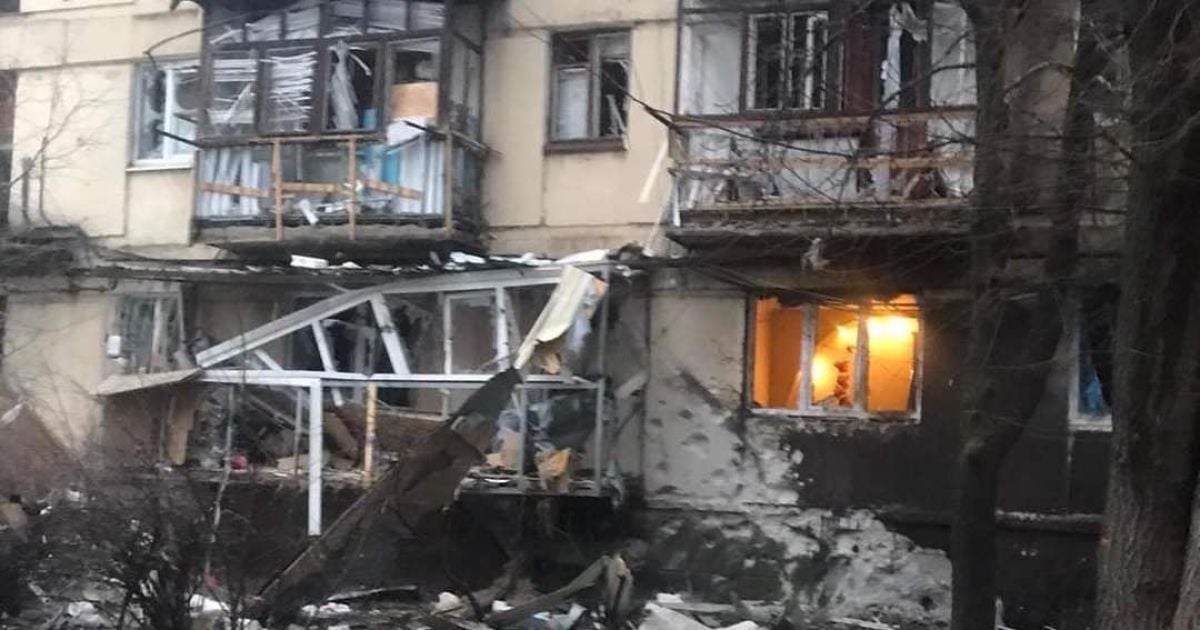 "Міста не впізнати": за добу російська армія пошкодила майже пів сотні будинків у Луганській області