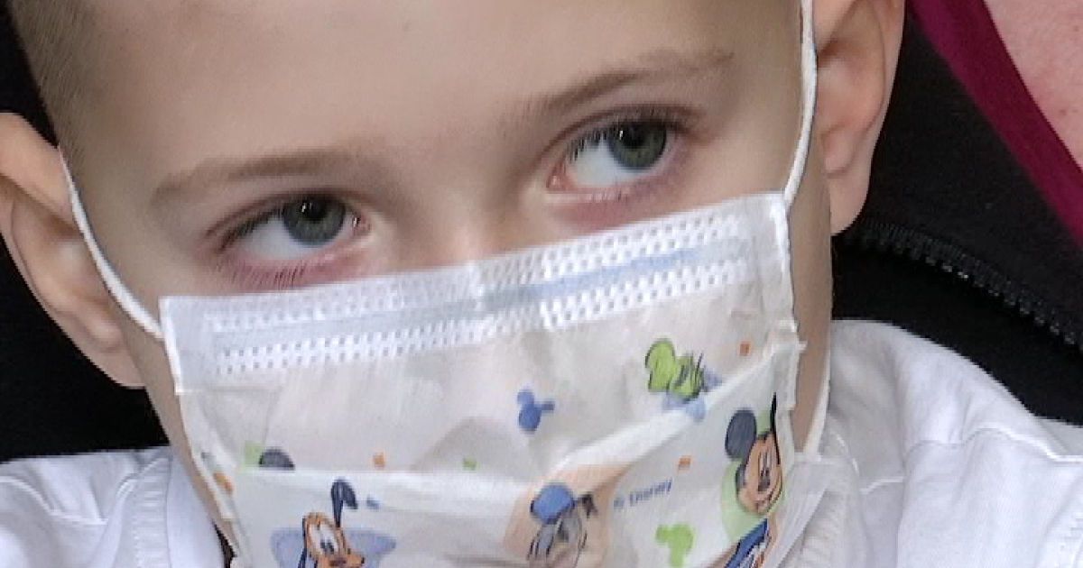 Родители 6-летнего Максимки просят неравнодушных помочь спасти жизнь сына