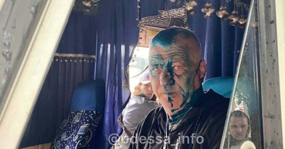 "Як ви за**бали зі своїми посвідченнями": під Одесою провчили водія, який відмовився везти учасника АТО