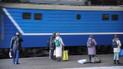 "Укрзализныця" внесла изменения в график курсирования пригородных поездов в "красных" областях: перечень