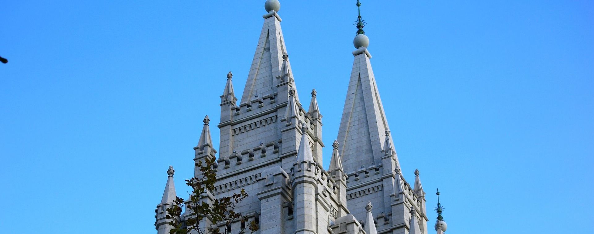В США церковь раскрыла копам признание мормона о секс-преступлении на исповеди. За это она получила иск