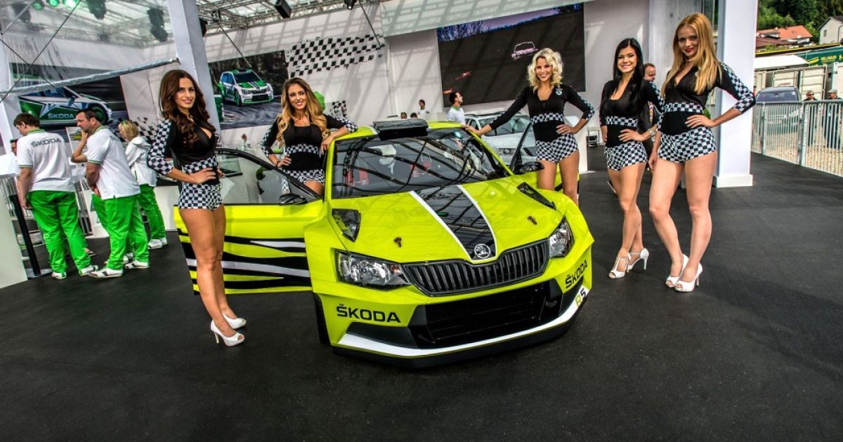 Skoda представила раллийный универсал Fabia Combi R5 (видео)