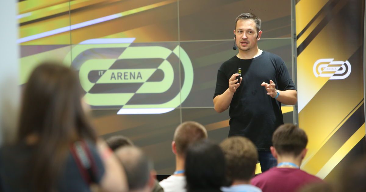 Арсен під час виступу на Lviv IT Arena
