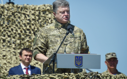 Порошенко приказал украинским переговорщикам подписать соглашение о буферной зоне на Донбассе