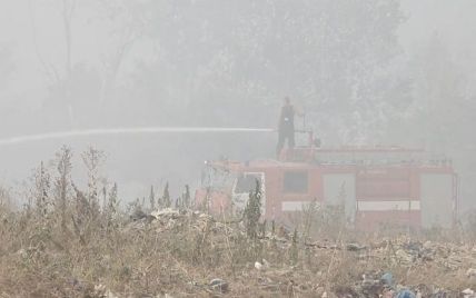 На Закарпатье горит свалки площадью 2,5 гектара