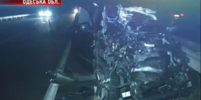 Страшная авария с участием иностранца произошла на Одесской трассе