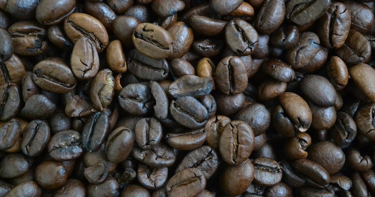 Кава здешевшала