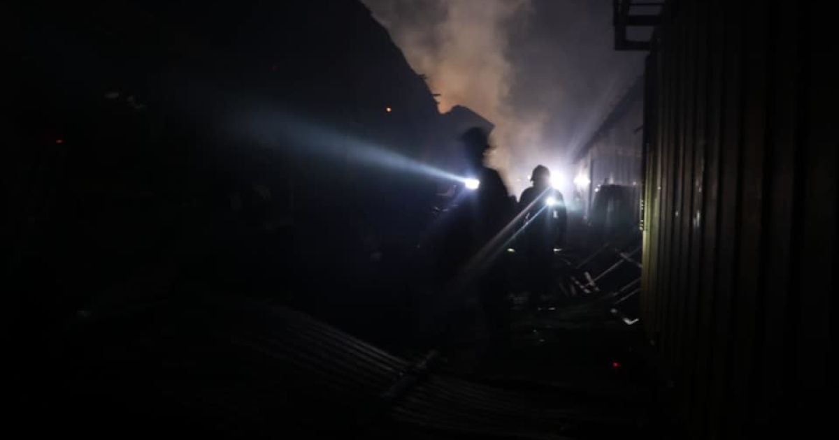 пожежа у києві_11 / © Управление ГСЧС Киева