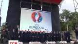 Українська збірна з футболу вирушила до Франції на Євро - 2016