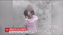 У Мережі з'явилось відео жорстоких побиття школярки дівчиною-однолітком