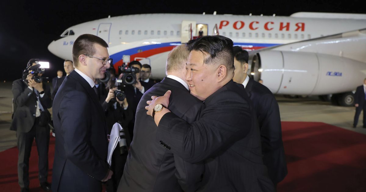 Владимир Путин и Ким Чен Ин.