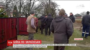 На Ровенщине разгорелся скандал из-за сельских полей, где по решению суда должна быть дорога