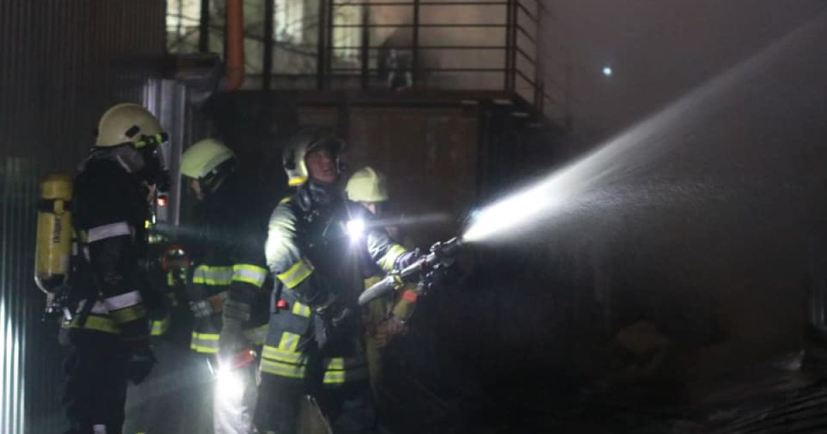 пожежа у києві_12 / © Управление ГСЧС Киева
