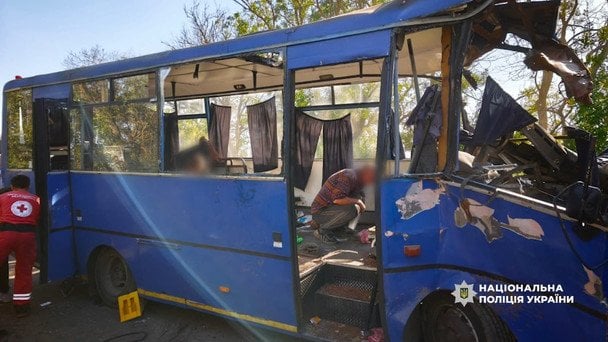 Два рейсові автобуси зіткнулися на Одещині / © Поліція Одеської області