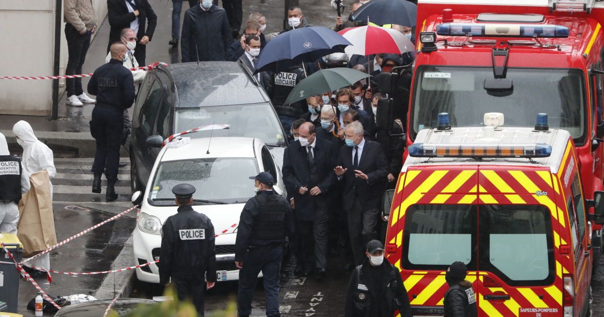 Як і п'ять років тому: зловмисник пояснив різанину в Парижі публікацією карикатури на пророка Мухаммеда