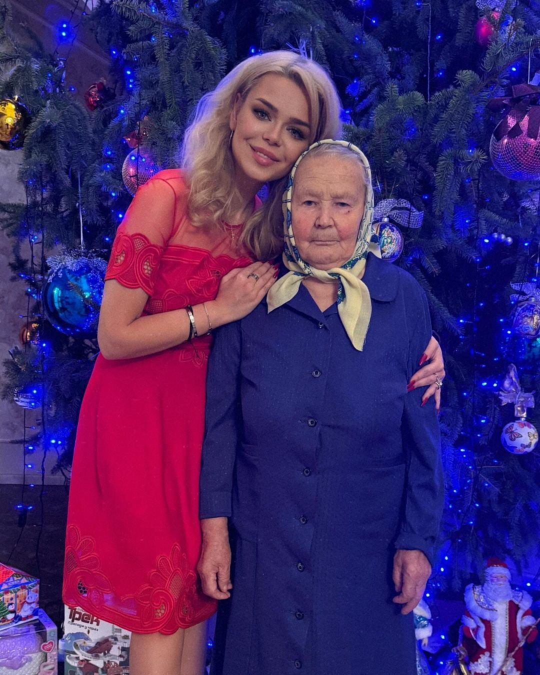 Алина Гросу с бабушкой Марусей / © instagram.com/alina_grosu