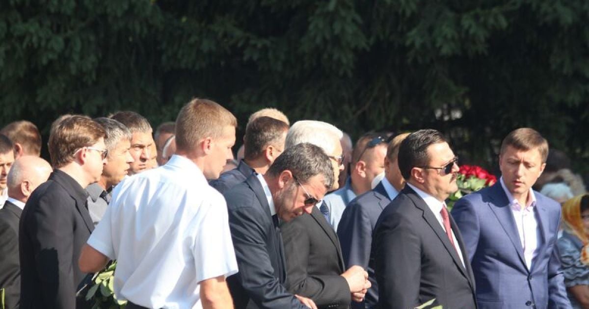 На похороны Еремеева прибыли ряд скандальных политиков / © ТСН.ua