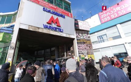 У Тбілісі обвалилась стеля на станції метро, є постраждалі