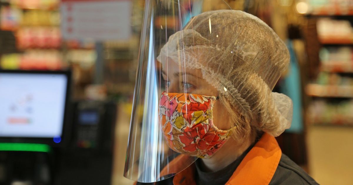"Коронавірусний" антирекорд: що змінює уряд та як це вплине на українців